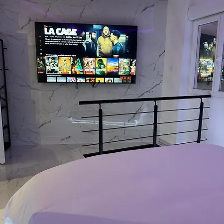 Bed & Breakfast King Size Jacuzzi Lisieux