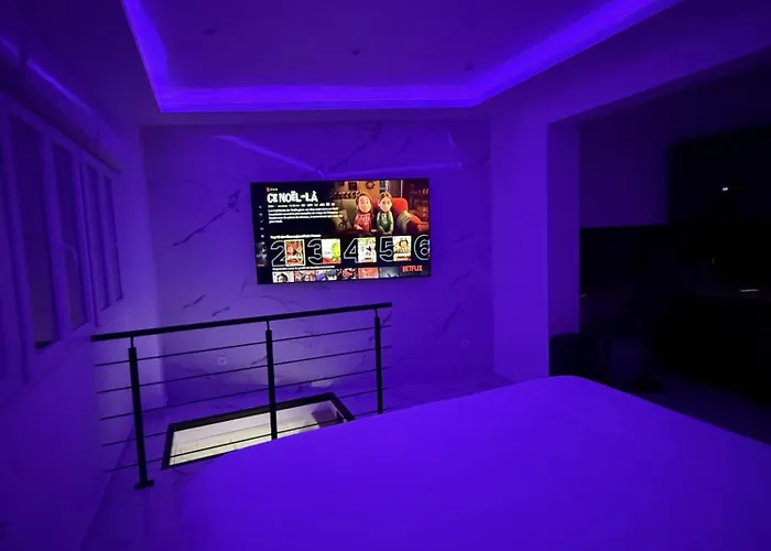 King Size Sauna Jacuzzi 3*