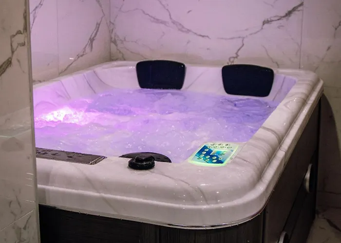 King Size Sauna Jacuzzi Lisieux